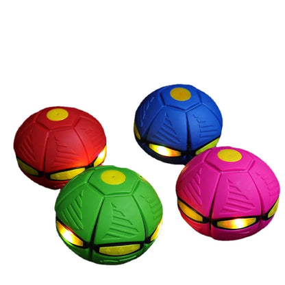 Pet Magic Flying Saucer Ball